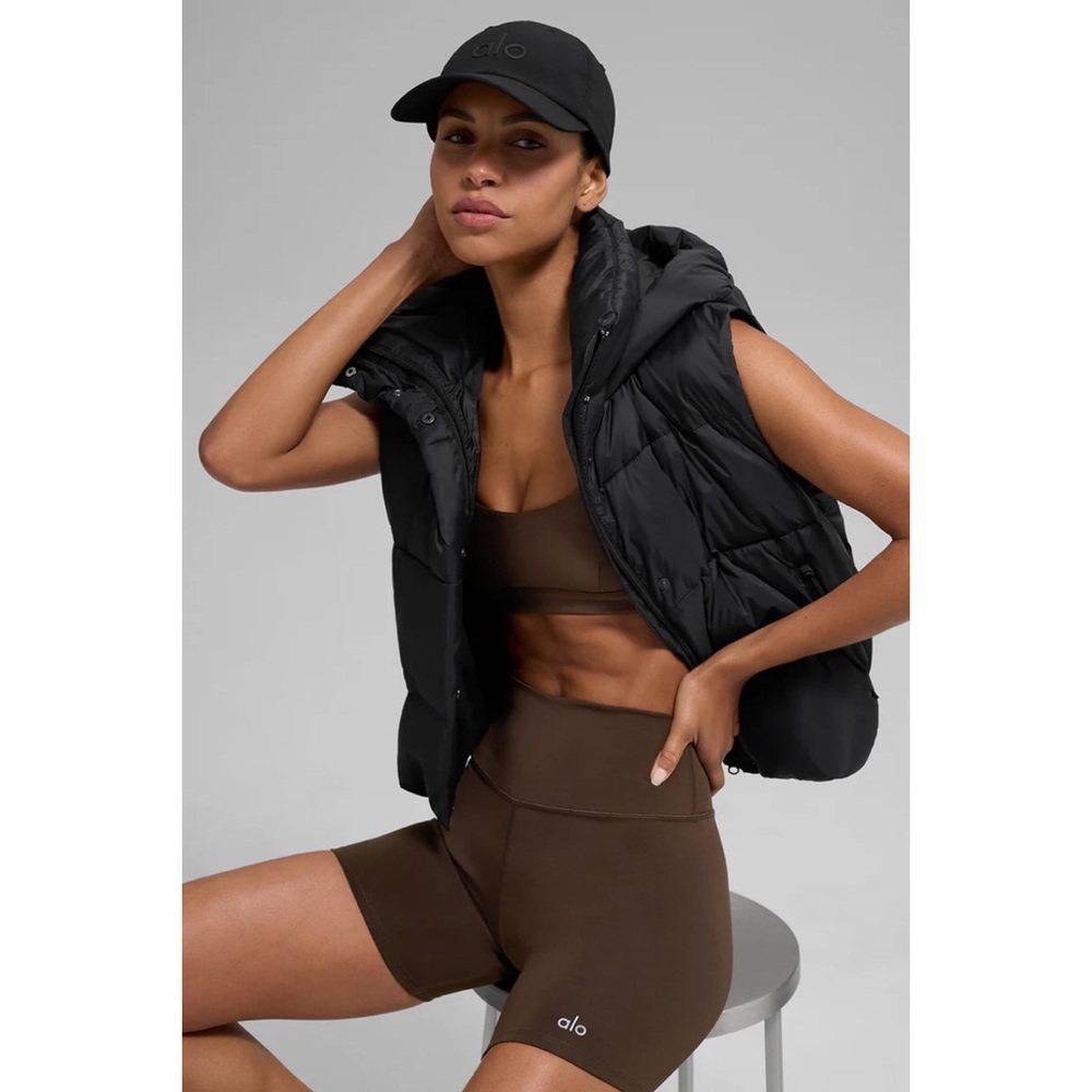 Alo Yoga Gold Rush Puffer Vest Black XXS - Picture 3 of 12